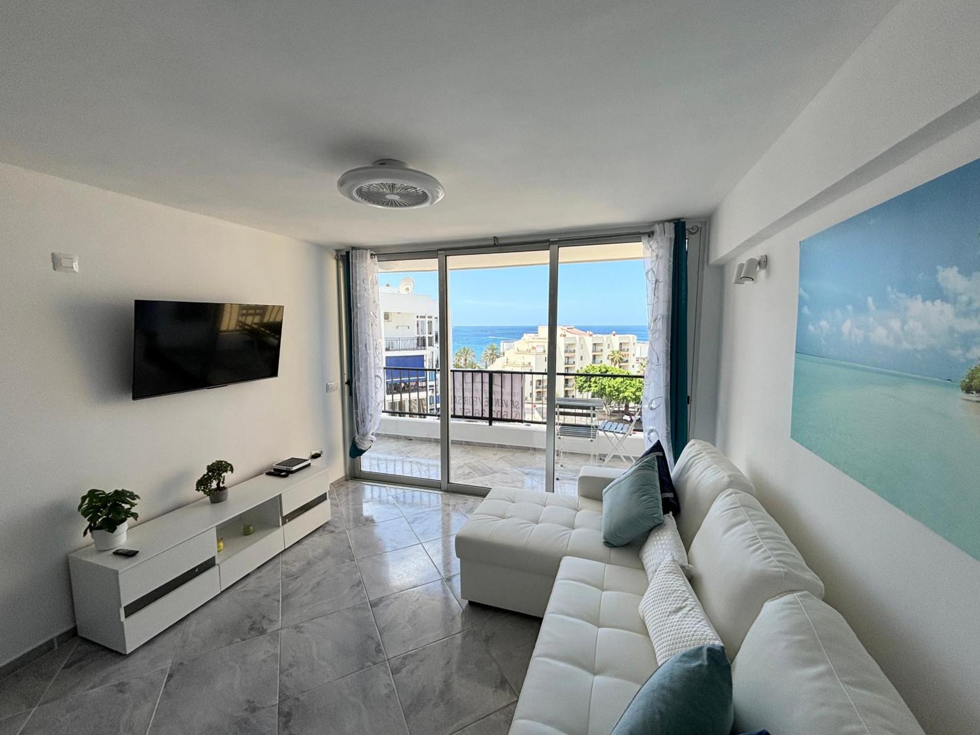 Luxury Ocean View Apartment 6Th Floor Лос Кристианос Экстерьер фото